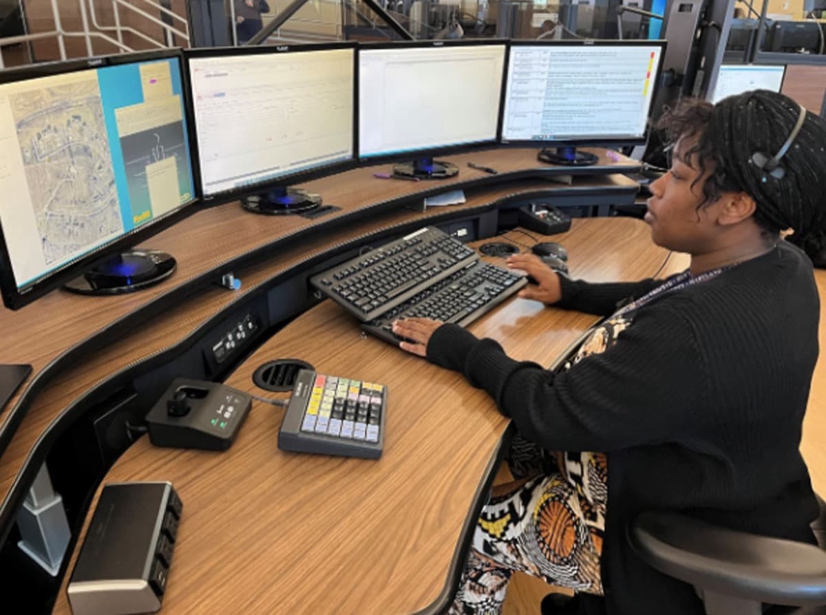 When You Call the Sheriff's Non-Emergency Line, an AI Named Hyper Answers Now