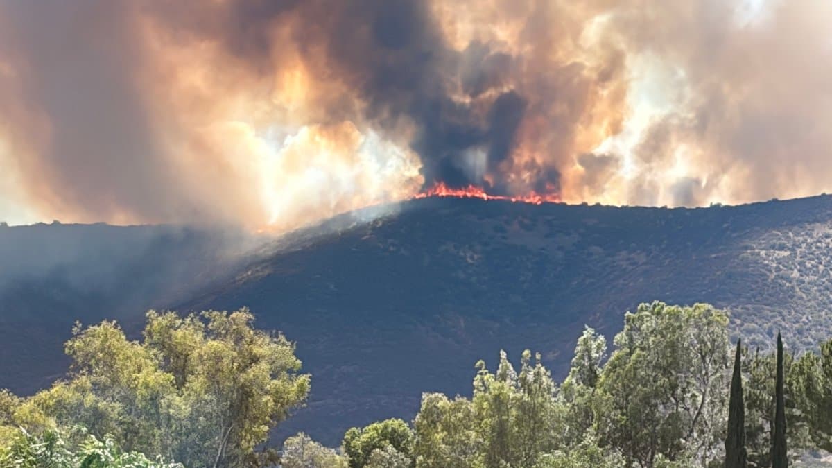 Ramona Brush Fire Triggers Evacuations and East County Smoke Advisory
