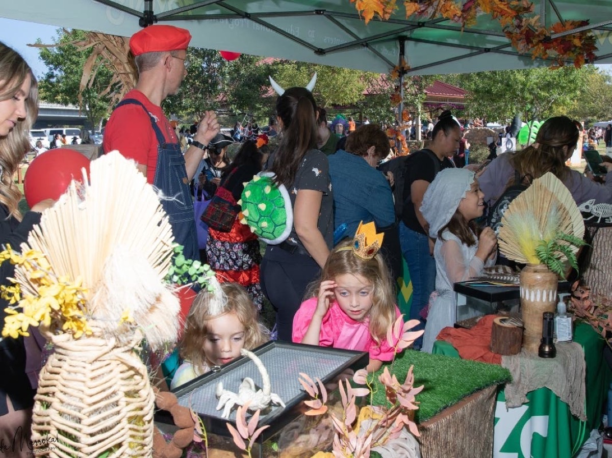 Santee Lakes Sets Fall Market, Trunk-or-Treat and Water Lantern Festival